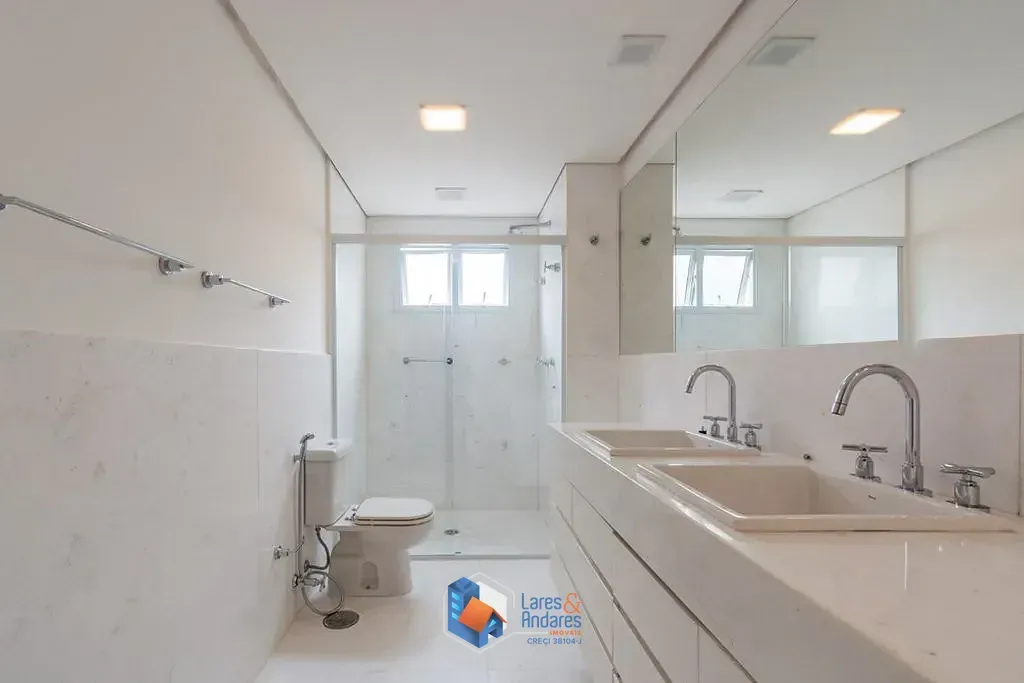 Imagem Apartamento à venda 3 Quartos 3 Suites 3 Vagas 204M² Moema São Paulo - SP