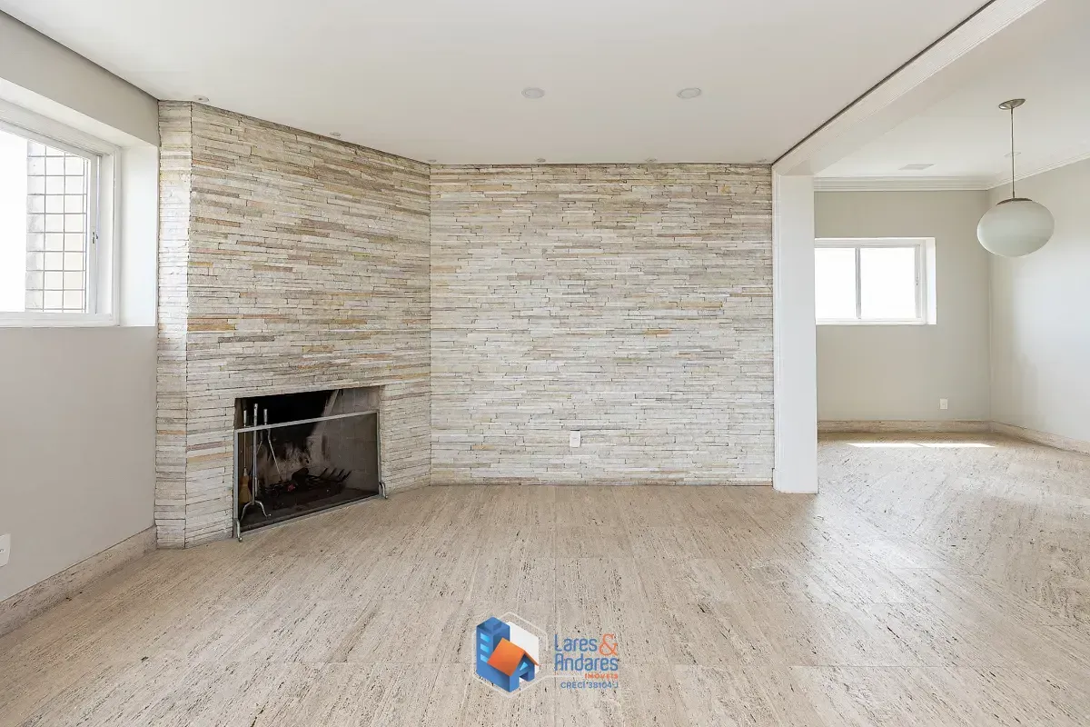 Imagem Triplex para venda em Vila Suzana com 4 quartos, sendo 4 suítes, 347m²