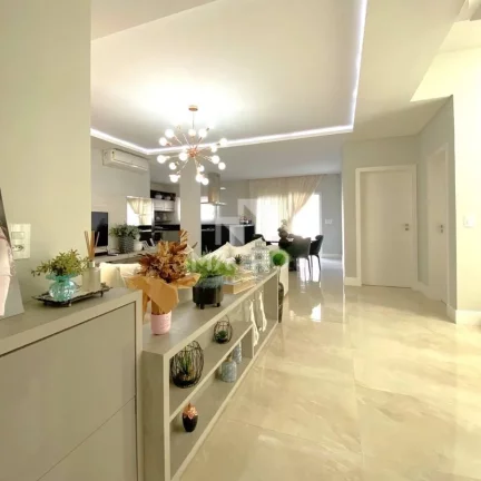 Imagem Casa | Amizade (Lot. Versalhes II) | 4 quartos (2 suítes) | 327m²
