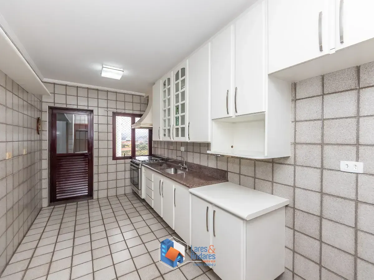 Imagem Apartamento para venda em Água Fria com 4 quartos, sendo 3 suítes, 136m²