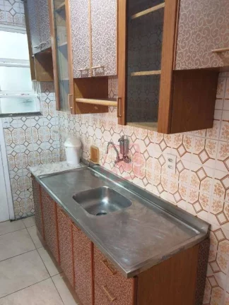 Imagem No bairro Santa Cecilia, térreo de 1 dormitório com pátio.