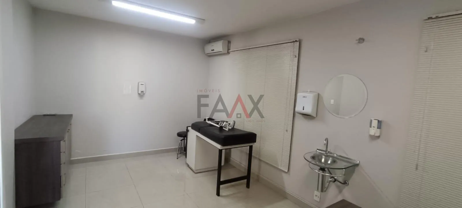 Imagem Sala Comercial para Locação no Centro 30 m² Ideal para Consultório