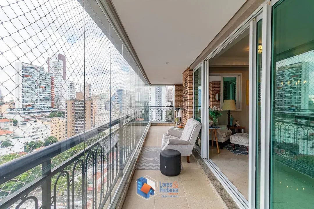 Imagem Apartamento para venda em Aclimação com 4 quartos, sendo 3 suítes, 210m²