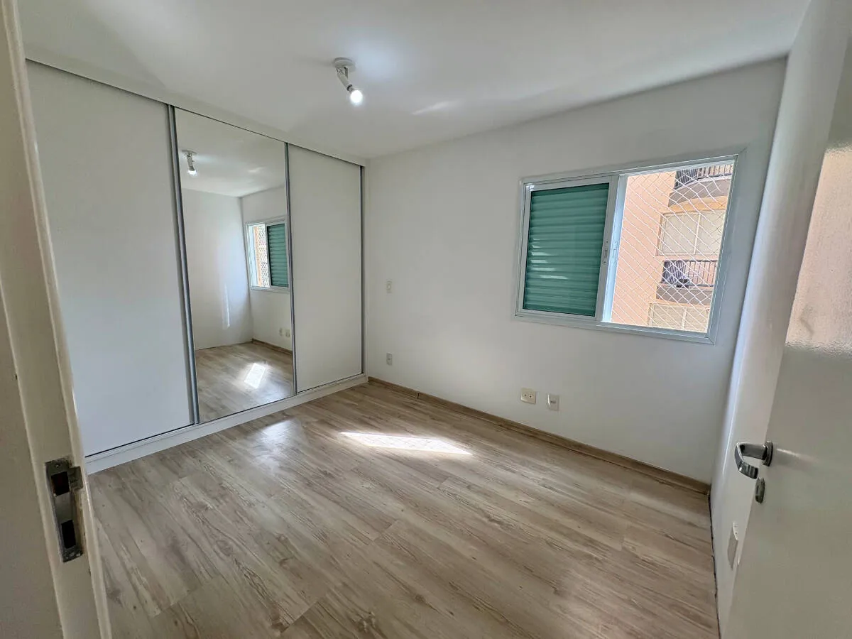 Imagem Apartamento Vila Romana - 82M², 3 Dorms, 1 Suíte, 2 Vagas, Sacada.