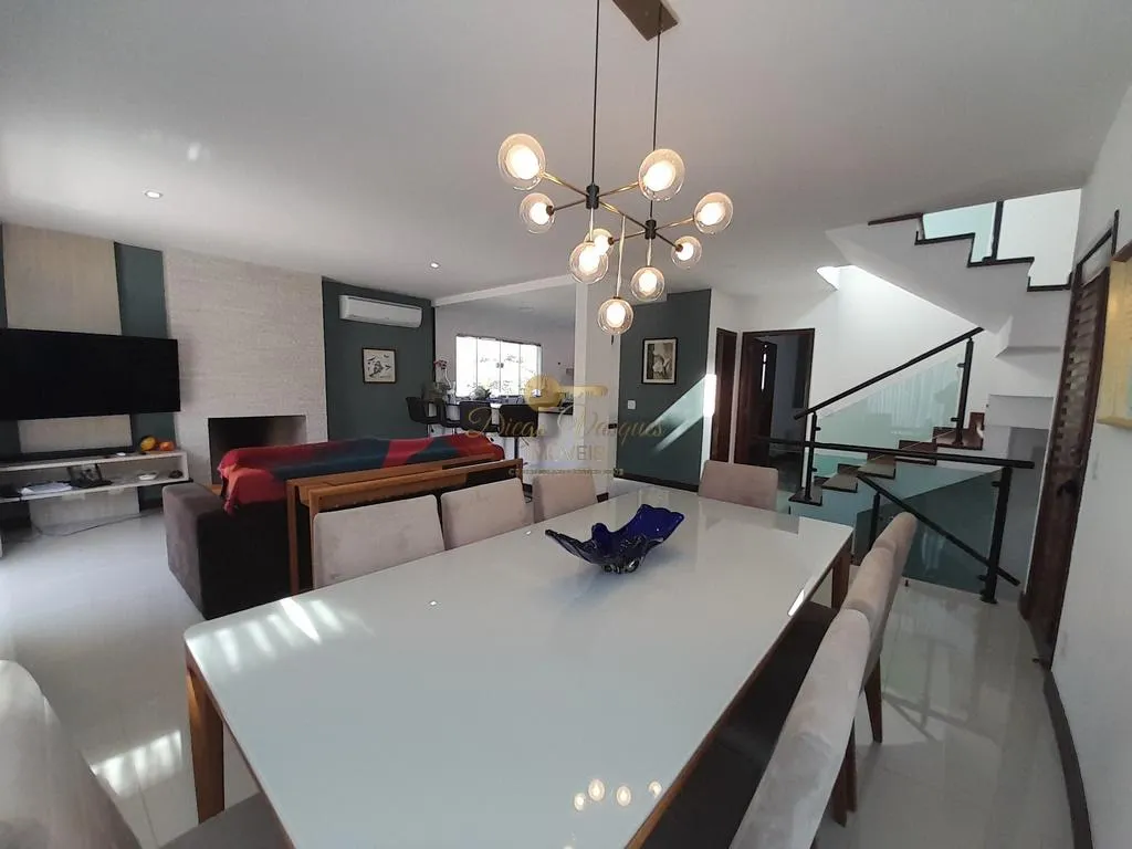 Imagem Casa em Condomínio para Venda em Teresópolis / RJ no bairro Vargem Grande