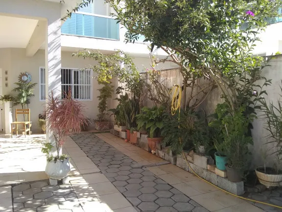Imagem Sobrado com 4 Quartos à Venda, 170 m² em Centro - Bertioga