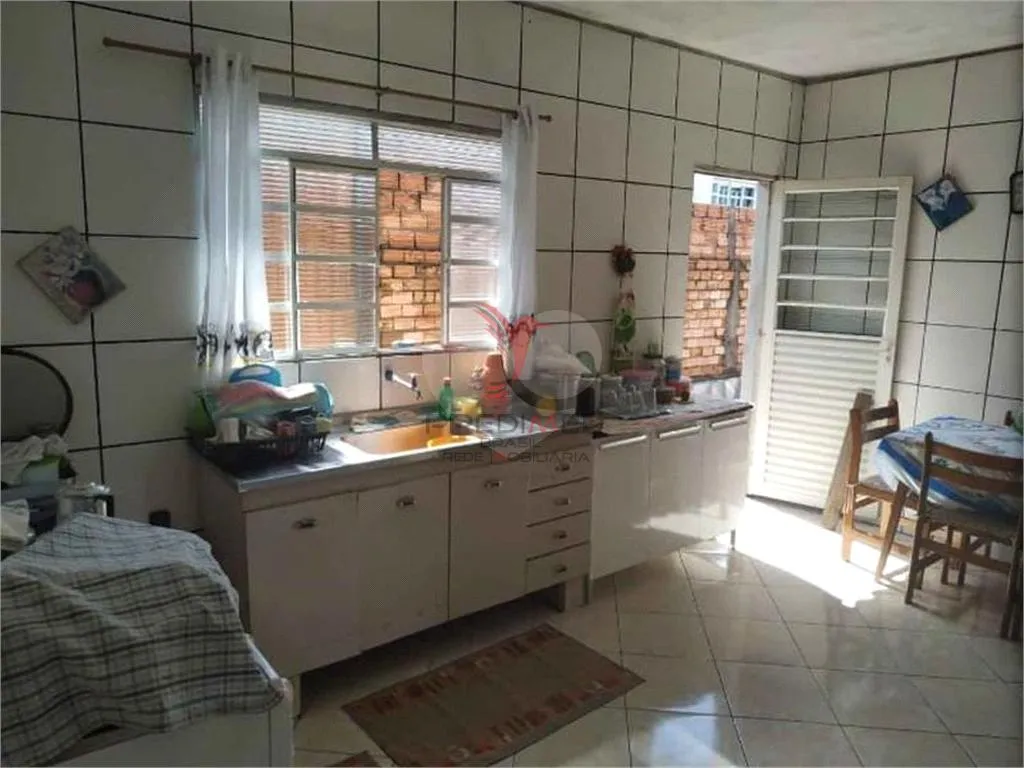 Imagem Casa de 205m² no bairro Jardim São João, em Lençóis Paulista