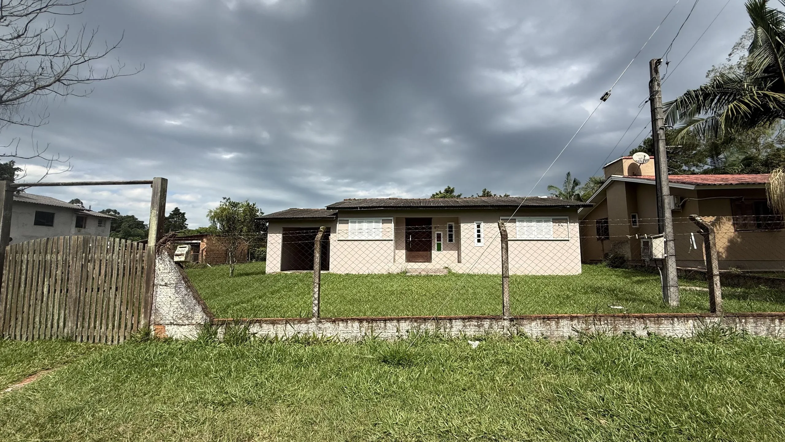 Foto do imóvel Casa à venda em Torres, São Braz, com 2 quartos, 100m2