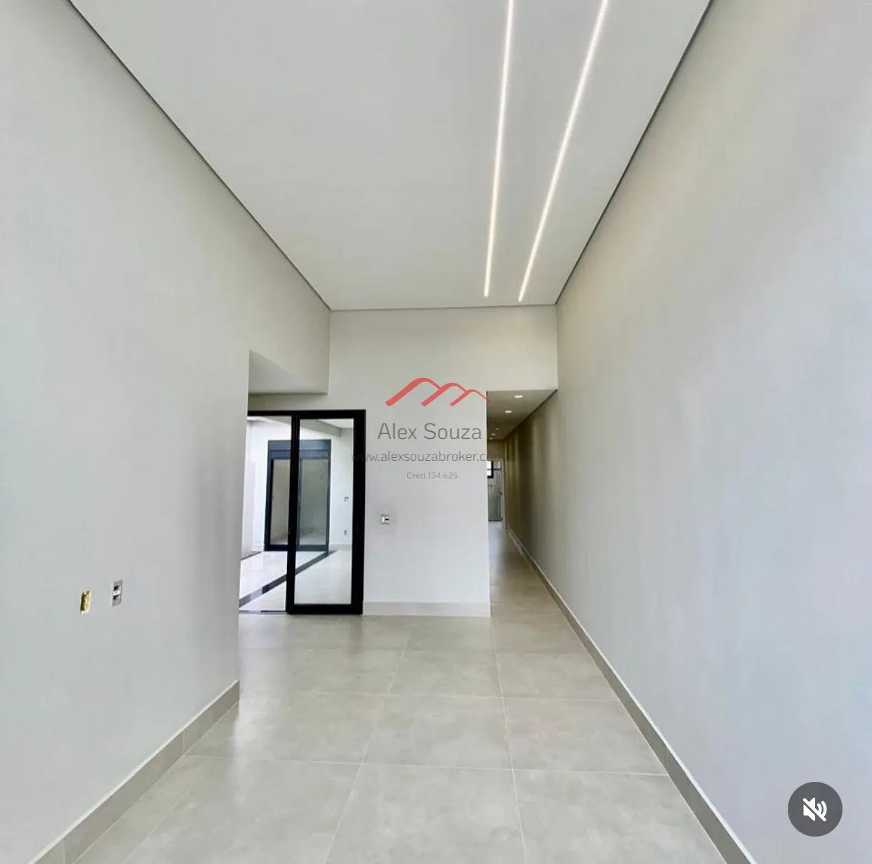 Imagem Casa para Venda em Hortolândia, Loteamento Jardim Vila Verde, 3 dormitórios, 1 suíte, 2 banheiros, 2 vagas