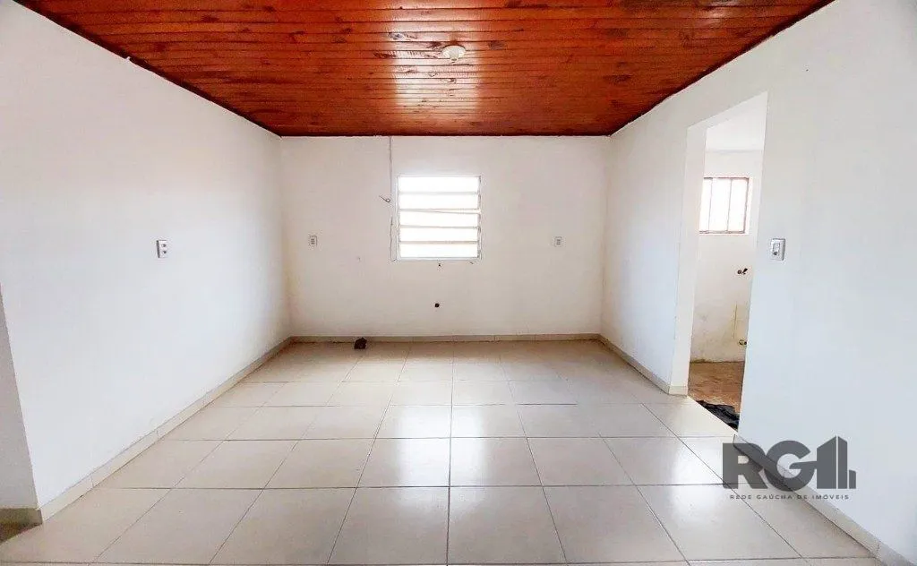 Imagem Casa de 3 dormitórios no bairro Cristal