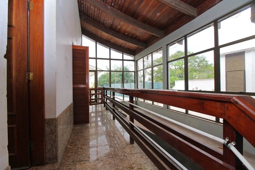 Imagem Casa para Venda - 840m², 7 dormitórios, sendo 3 suites, 8 vagas - Medianeira