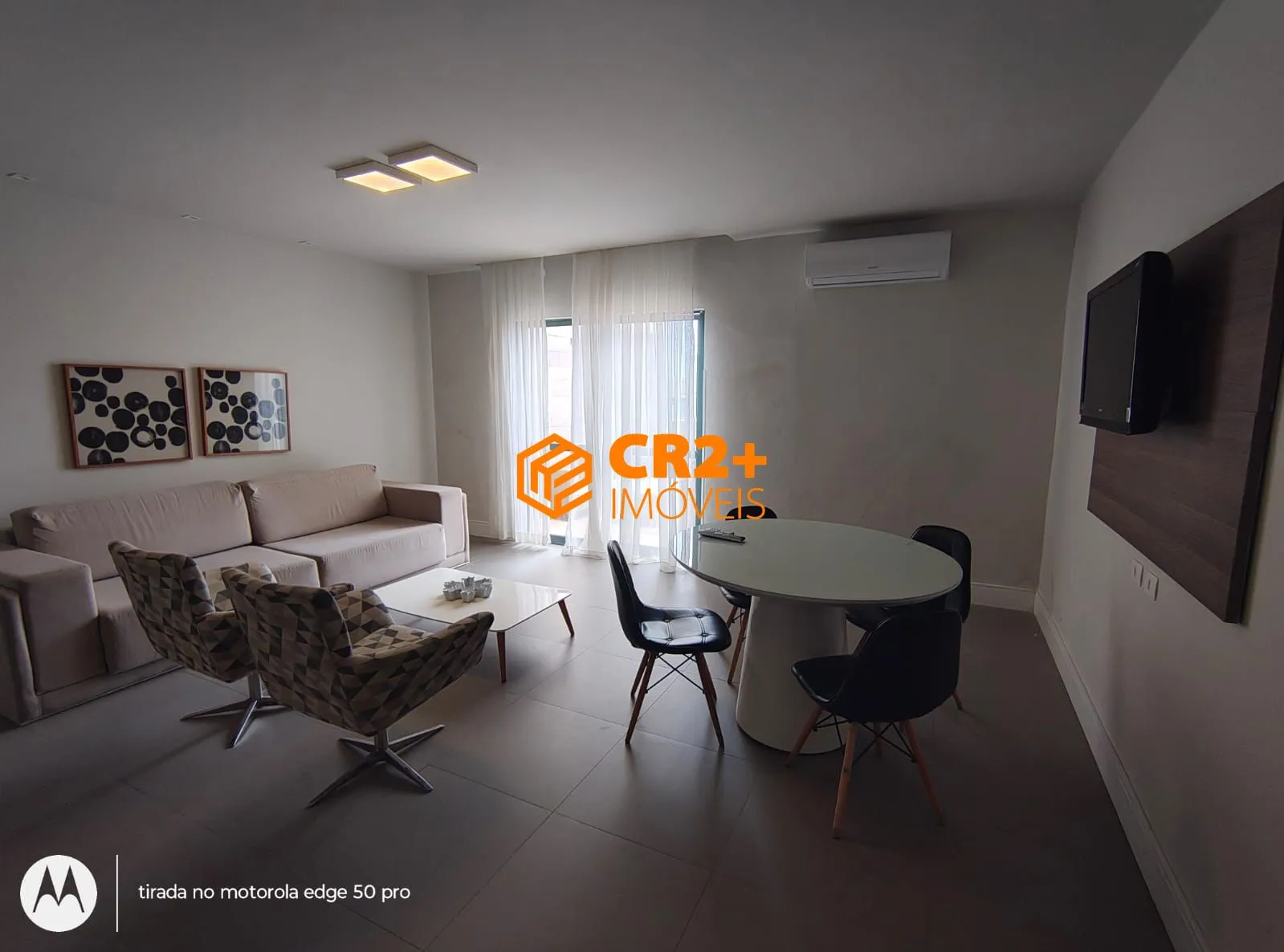 Imagem Vendo COBERTURA 140m2 01 quarto, 02 varandas, 01 vaga de garagem Beira mar em P