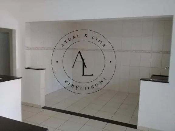 Imagem Casa Aconchegante com 3 Quartos (1 Suíte), Quintal e Jardim na Frente!