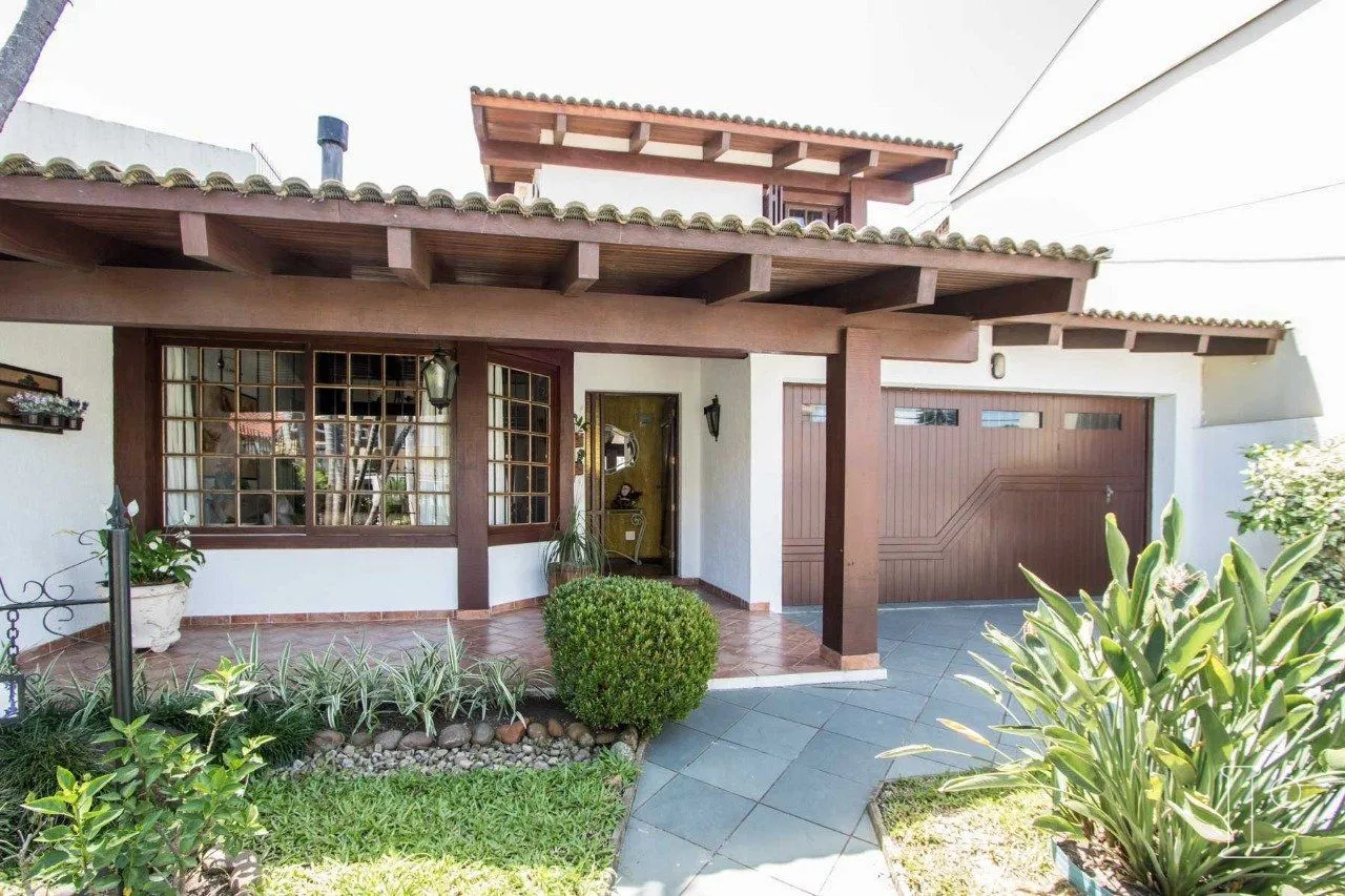 Imagem Casa para Venda - 238.68m², 4 dormitórios, sendo 1 suites, 4 vagas - Ipanema