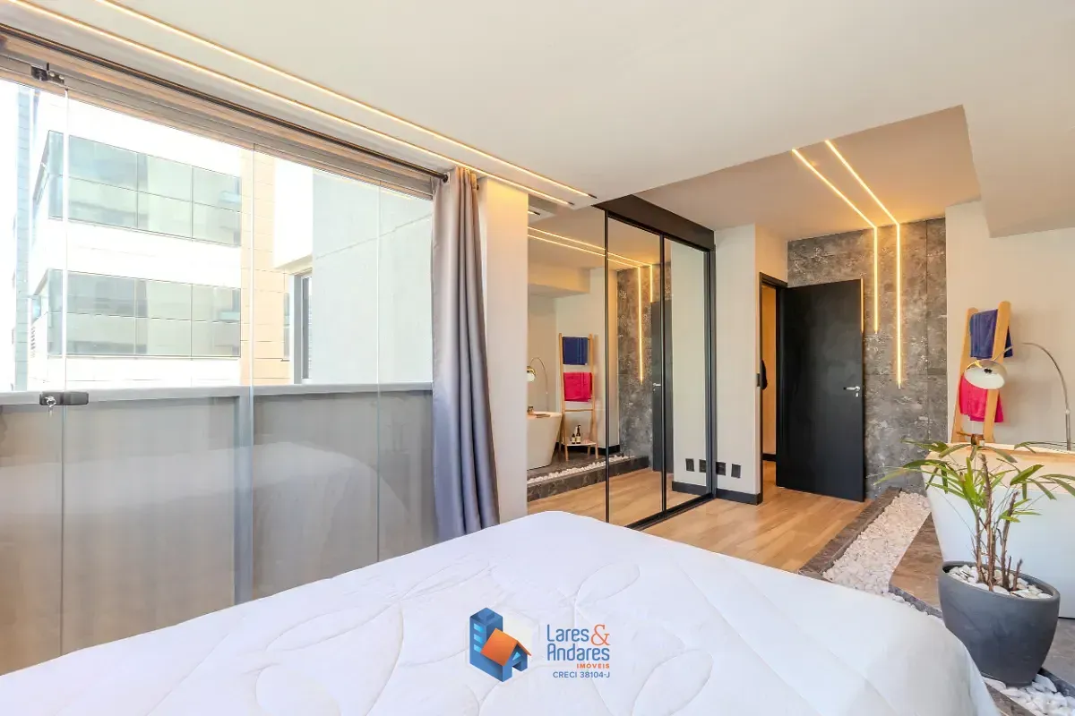 Imagem Apartamento para venda em Moema com 2 quartos, sendo 1 suíte, 72m²