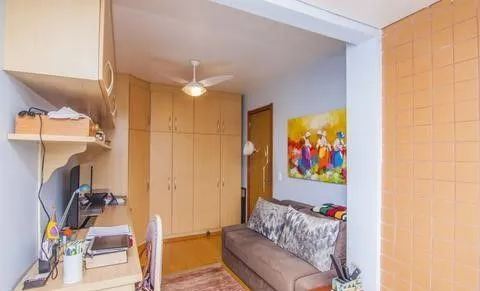 Imagem Vende-se apartamento com 3 quartos (1 suíte), 91 m² e 1 vaga - Menino Deus