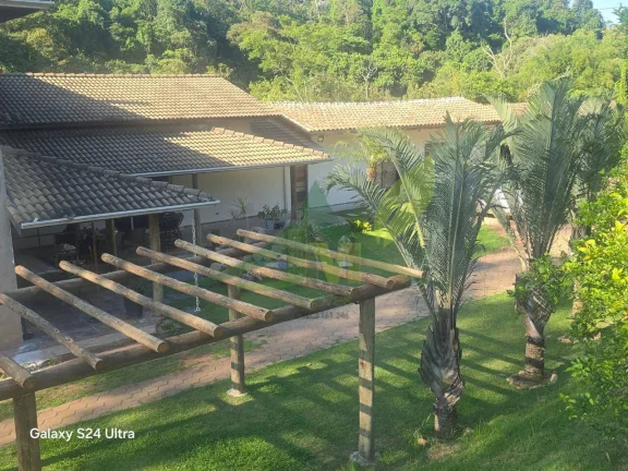 Imagem Aluga-se Chácara Ampla em Atibaia com 4.500 m² de Terreno