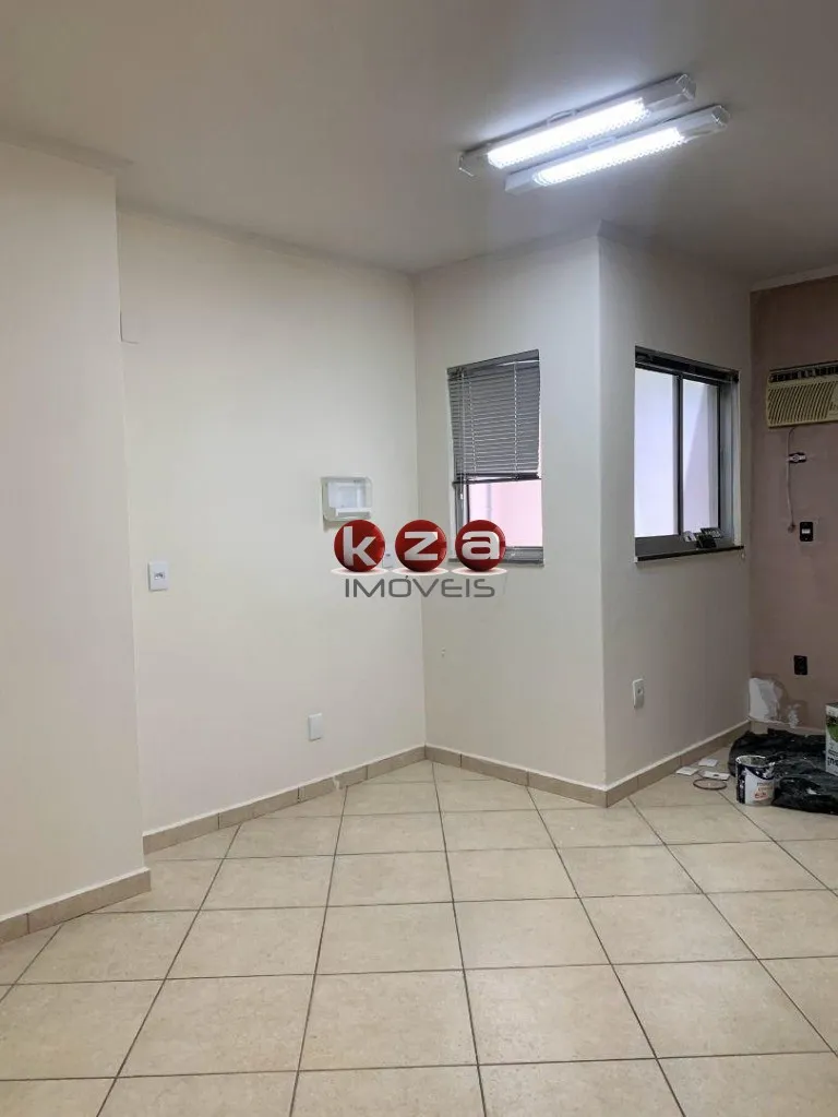 Imagem Prédio Comercial para Locação em Valinhos-SP: 15 Salas, 15 Banheiros e 682m². Agende sua visita!