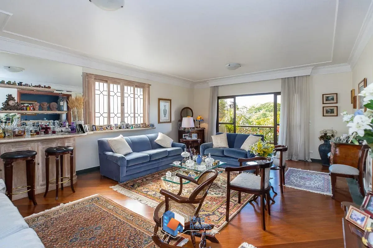 Imagem Apartamento para venda em Moema com 4 quartos, sendo 3 suítes, 200m²