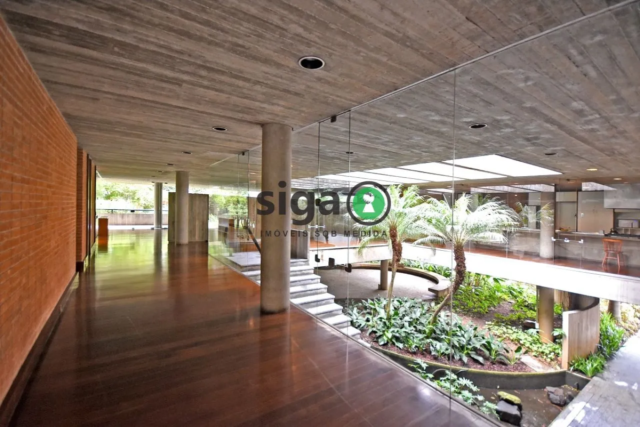 Foto do imóvel Casa a venda na Cidade Jardim com 4 quartos - 976m²