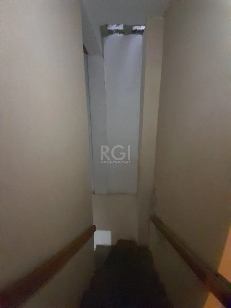 Imagem Casa para Venda com 3 dormitórios, sendo 1 suites e 3 vagas no bairro Ipanema