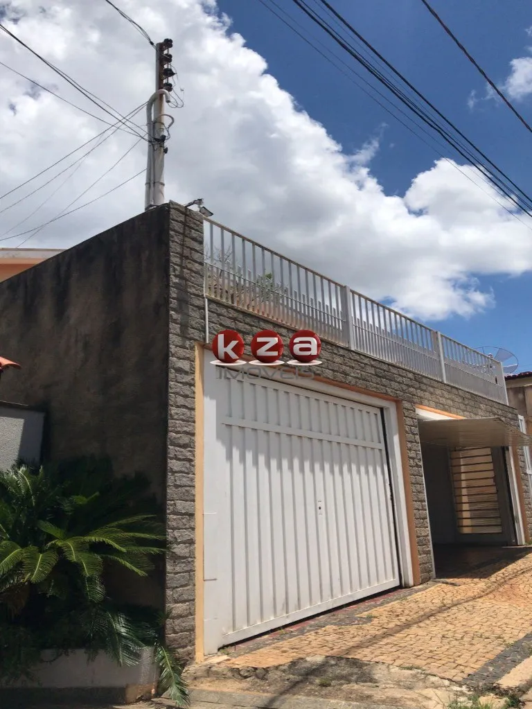 Imagem Imperdível Casa à Venda em Valinhos-SP, Jardim Bela Vista: 2 Quartos, 2 Salas, 3 Banheiros, 3 Vagas de Garagem!