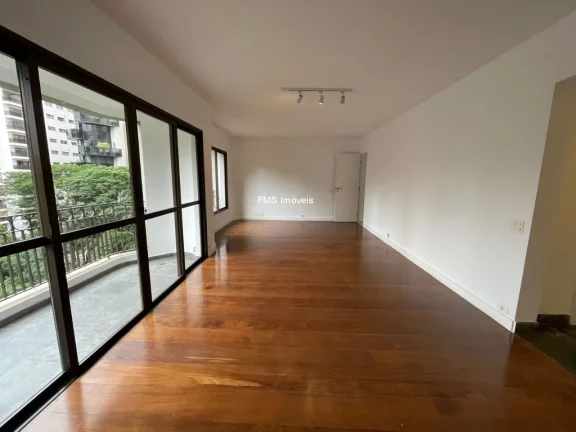 Imagem Apartamento alto padrão na Vila Nova Conceição: 4 quartos, 3 suítes, 5 banheiros, 2 vagas na melhor localização de São Paulo!