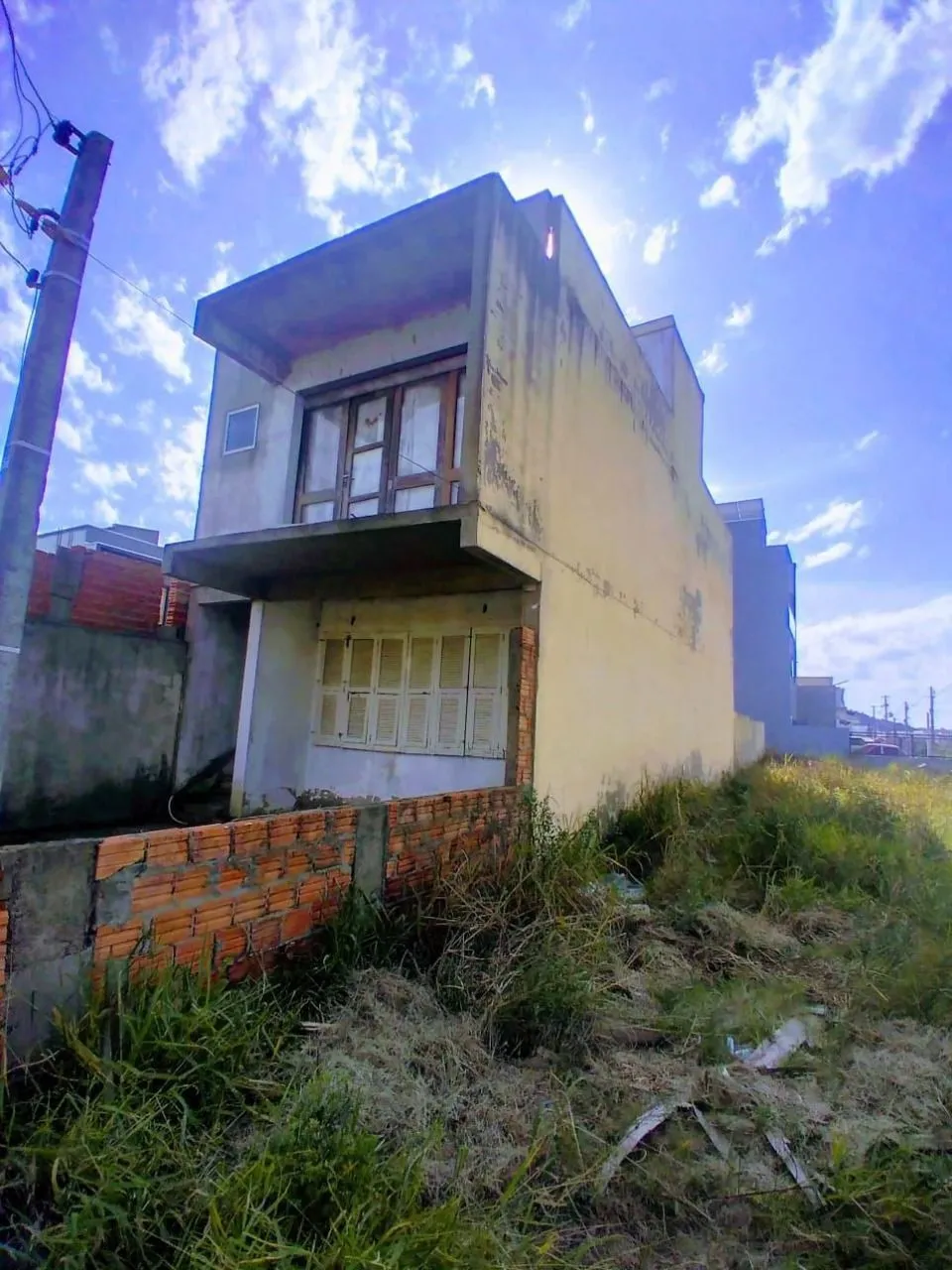 Imagem Sobrado no bairro Aberta dos Morros - 3 dormitórios - 1 suíte
