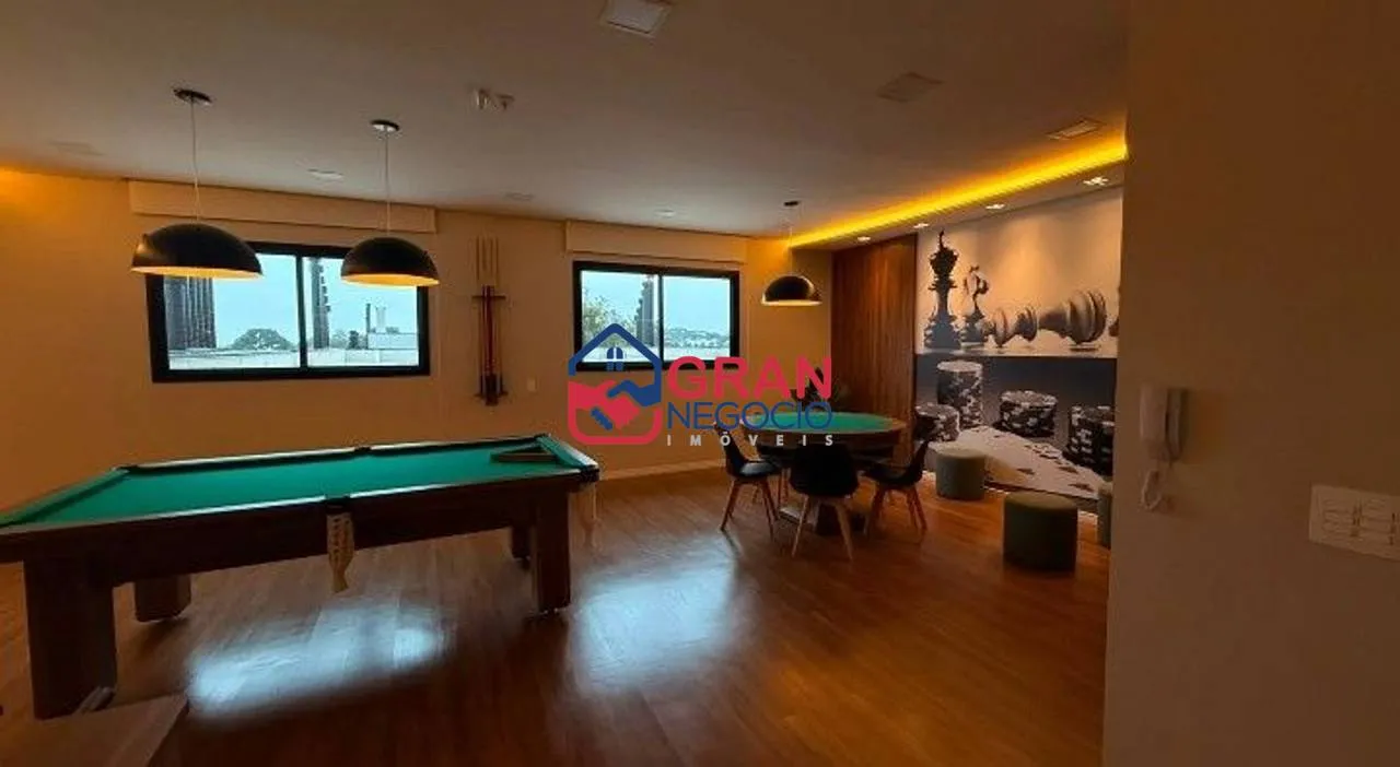 Imagem Vendo Apartamento CIC - Condomínio Clube