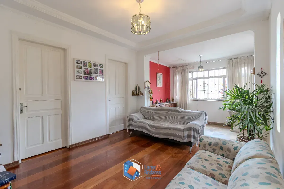 Foto do imóvel Casa para venda em Bosque da Saúde com 4 quartos, 410m² em Rua Guararema