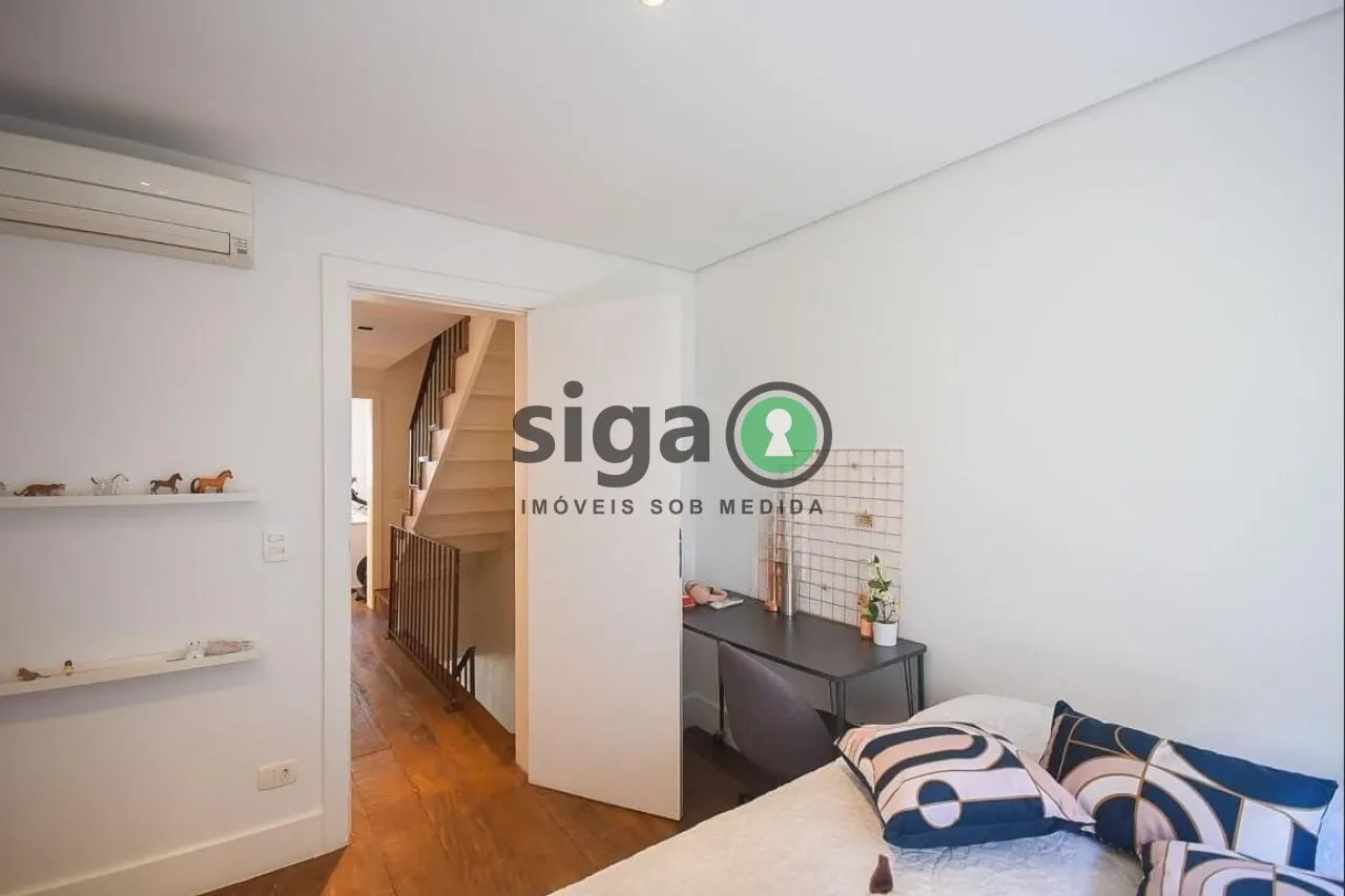 Imagem Casa em Condomínio - 180m² - 4 Dormitórios sendo 3 suítes e 2 Vags
