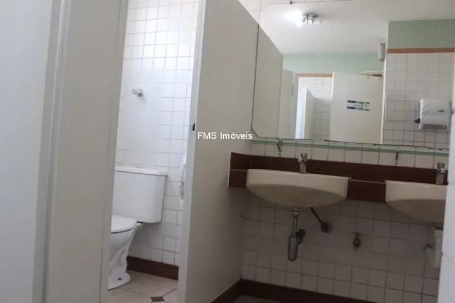 Imagem Prédio Comercial de Alto Padrão em Condomínio - 5 Banheiros, 6 Vagas de Garagem, 517m² - São Paulo, Pinheiros