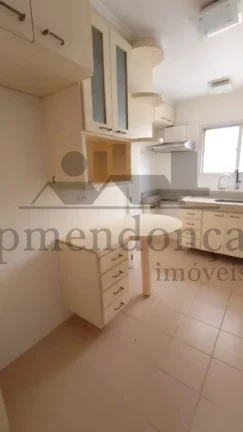Imagem Apartamento na Vila Madalena com 90m², 3 quartos (1 suíte) e 2 vagas.