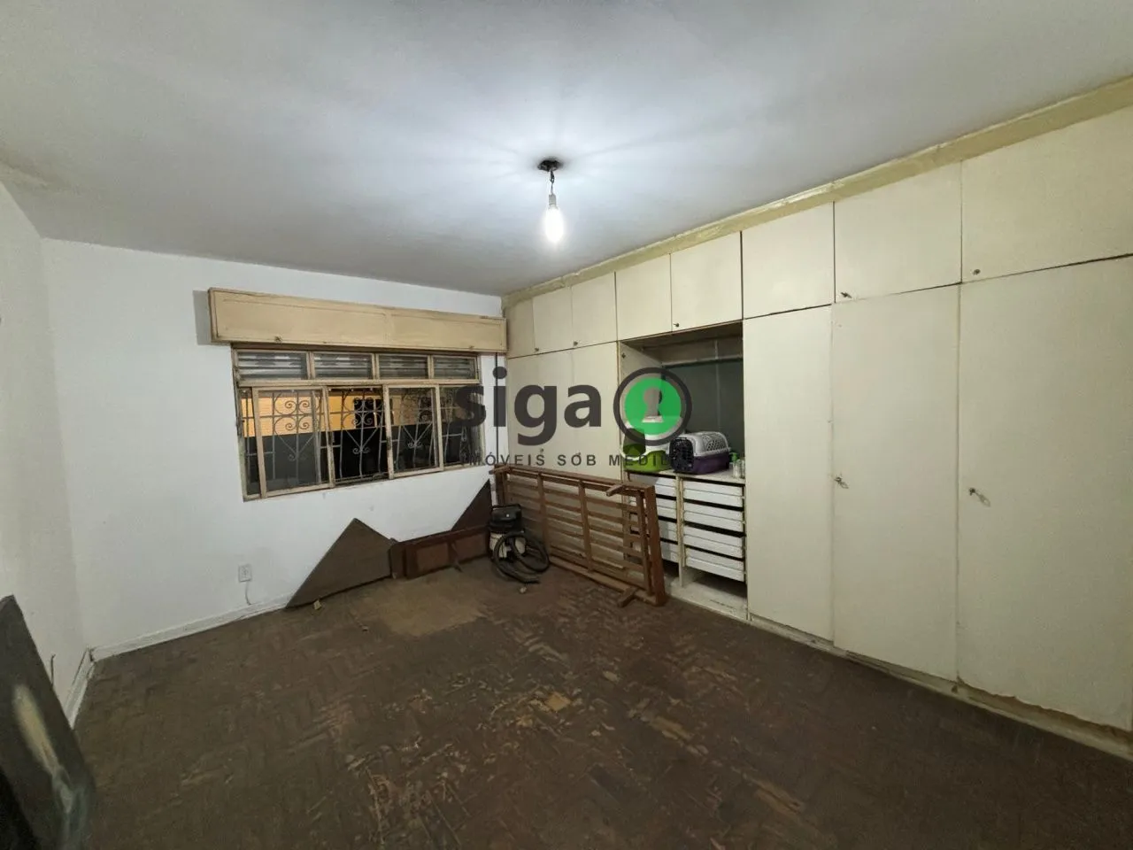 Imagem Casa Comercial na Chácara Santo Antônio - 200m², 2 vagas á Venda!
