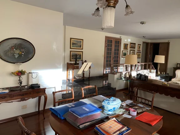Imagem Apartamento à venda com 3 quartos no Cambuí em Campinas, São Paulo.