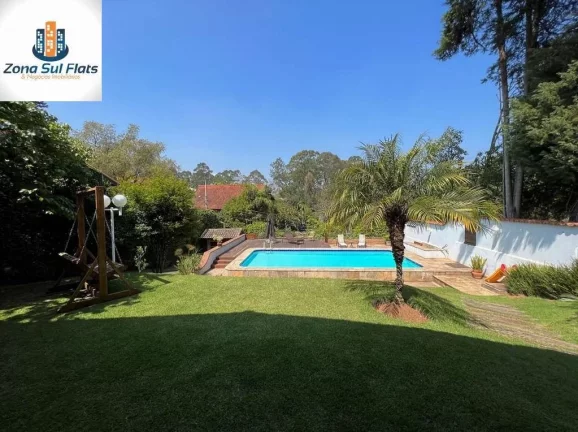 Foto do imóvel Linda Casa à Venda Em Condomínio Fechado Próximo à Granja Viana em RUA JAMBO