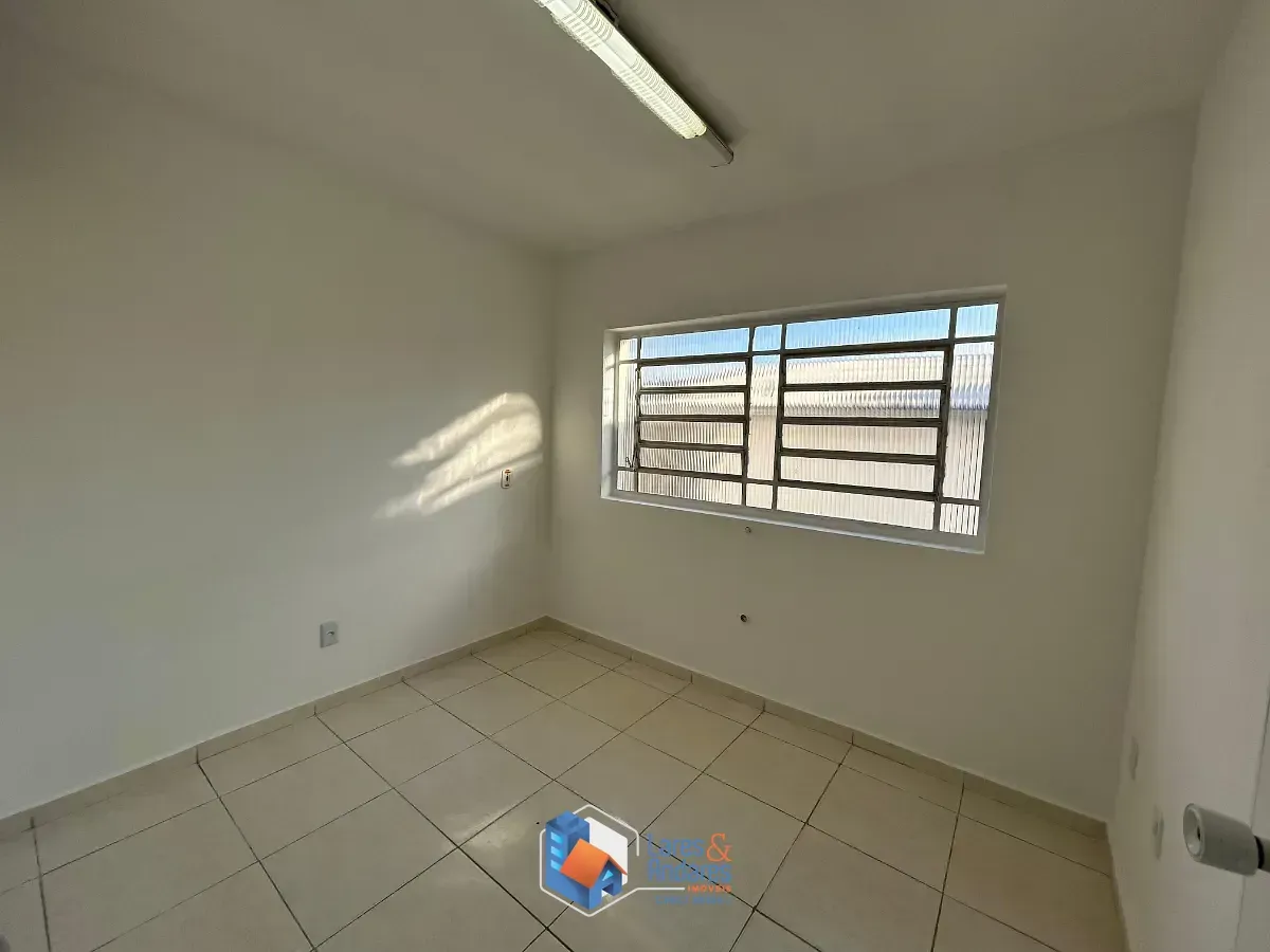 Imagem Loja de rua para venda em São Mateus, 570m²