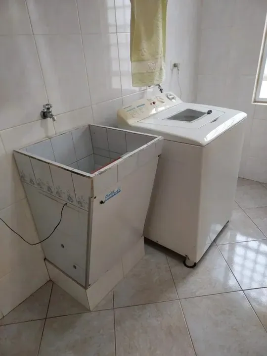 Imagem Chácara à venda em Araçoiaba da Serra-SP: 3 quartos, 1 suíte, 3 banheiros, rico pomar, campo de futebol