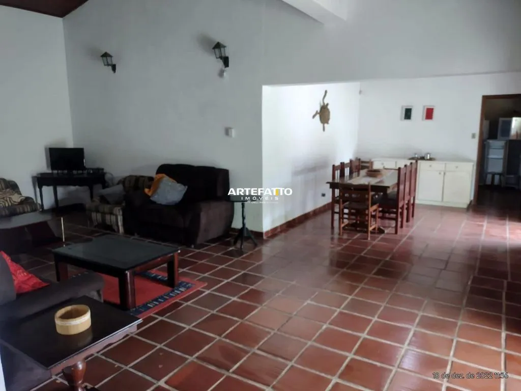 Imagem Casa à venda em Ubatuba, Toninhas, com 5 quartos, 244m2