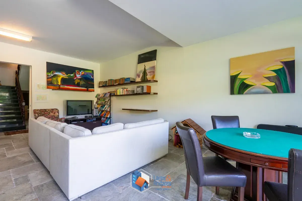 Imagem Casa para venda em Jardim Guedala com 4 quartos, sendo 2 suítes, 483m²