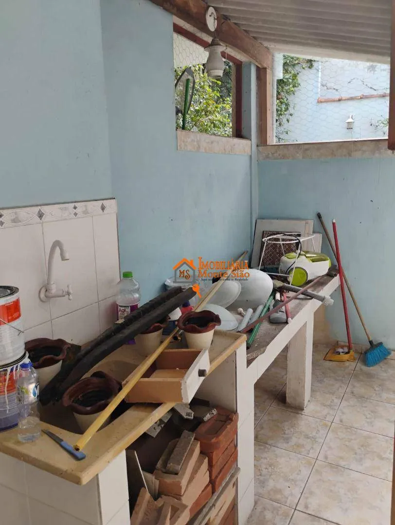 Imagem Sobrado com 4 dormitórios à venda, 196 m² por R$ 950.000,00 - Jardim Las Vegas - Guarulhos/SP