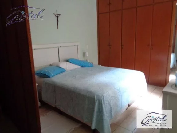 Imagem Casa com 3 dormitórios à venda, 240 m² - Ferreira - São Paulo/SP