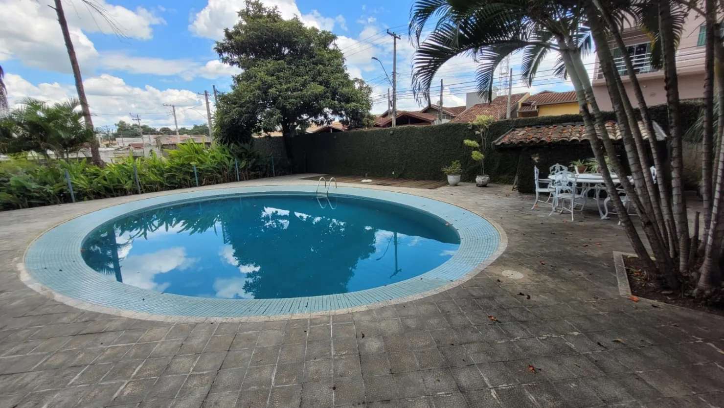Imagem Casa para Locação 5 Quartos, 3 Suites, 3 Vagas, 350M², Bela Vista, Pindamonhangaba - SP