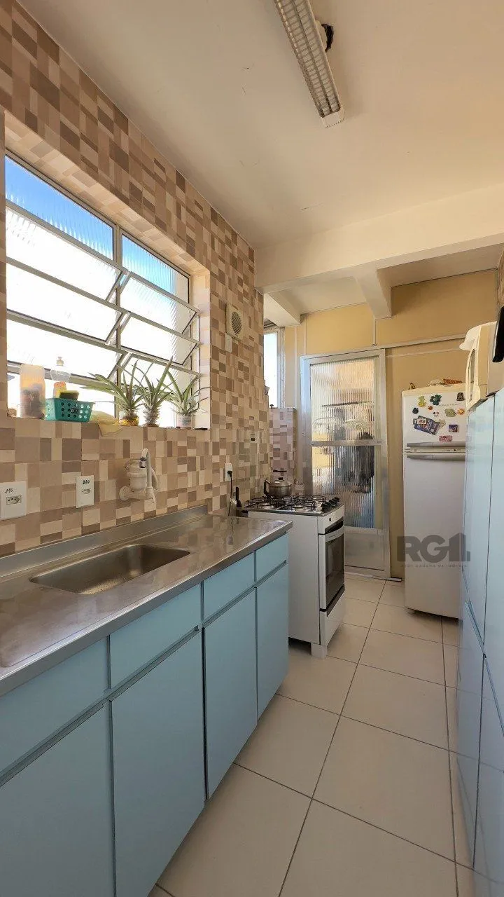 Imagem APARTAMENTO 3 DORMITÓRIOS, DE FRENTE E REFORMADO, NO CENTRO HISTÓRICO