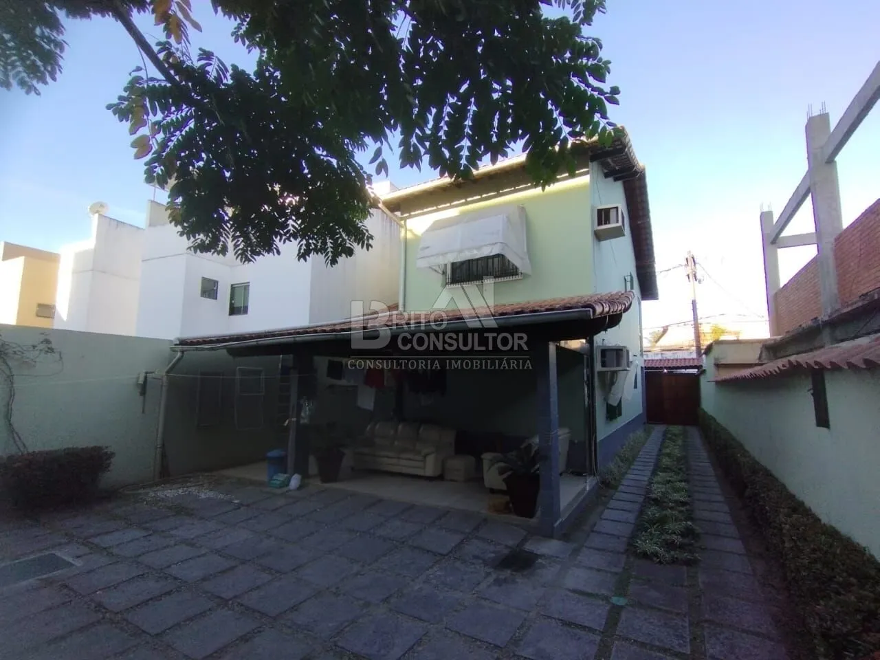 Imagem Casa Duplex com 3 Quartos à Venda no Mutondo 200 m² | 3 Suites | Energia Solar | Vaga - São Gonçalo/RJ.