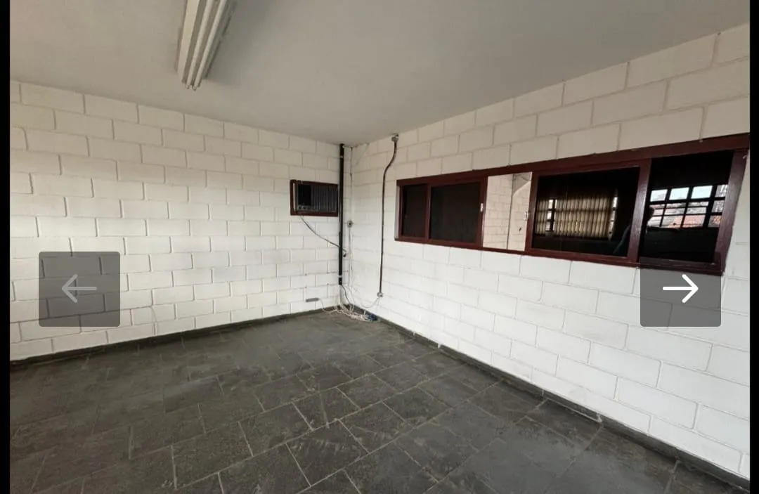 Imagem Salão Comercial para Alugar na Zona Norte - 800m² com Mezanino, Refeitório, Cozinha e 4 Banheiros