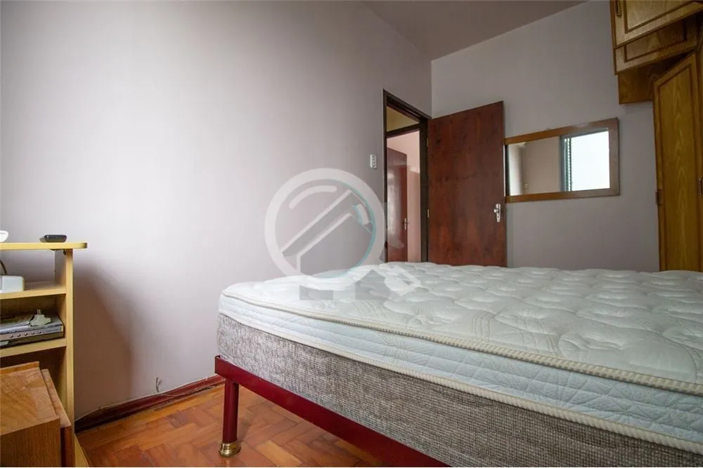 Imagem Excelente Apartamento, com ventilação cruzada, Cozinha e área de serviço, bom tamanho, sala, amp...