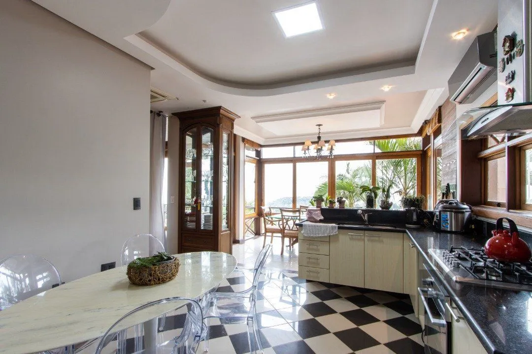 Imagem Casa para Venda com 4 dormitórios, sendo 2 suites e 4 vagas no bairro Jardim Isabel