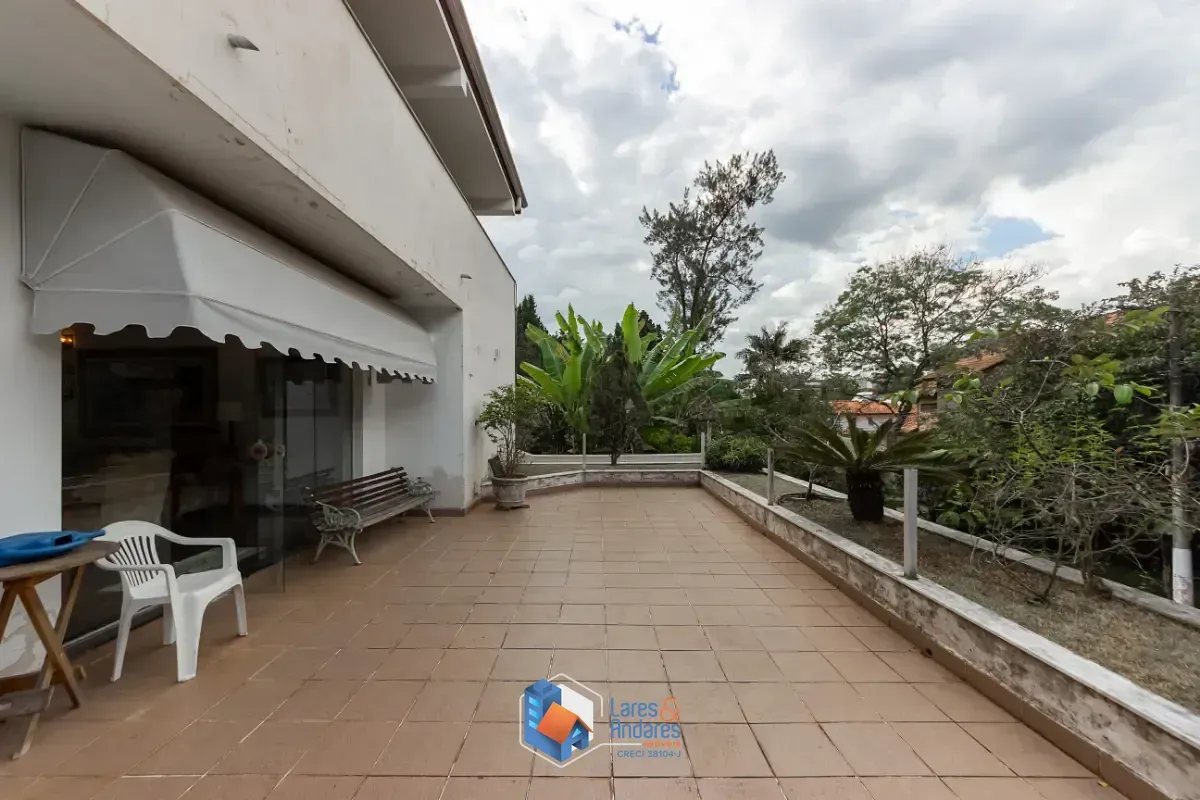 Imagem Casa para venda em Jardim dos Estados com 3 quartos, sendo 1 suíte, 410m²