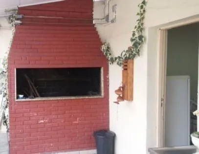 Imagem Casa para Venda - 330m², 5 dormitórios, sendo 1 suites, 7 vagas - Menino Deus